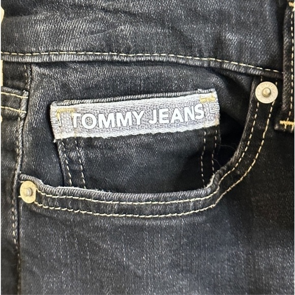 Tommy Hilfiger Womens Black Skinny Jeans Cuffed Hipster Chic Faded, Size 6 - Picture 3 of 10